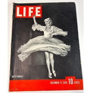 LIFE Magazine December 11 1939 Betty Grable Cover Vintage Ads College Life